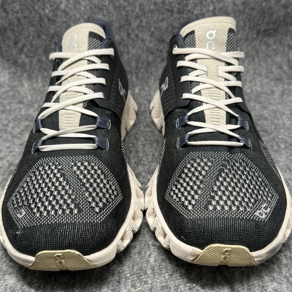 On Cloud X Running Shoes Black Pearl Helion Women's Size 8 U.S Lace Up